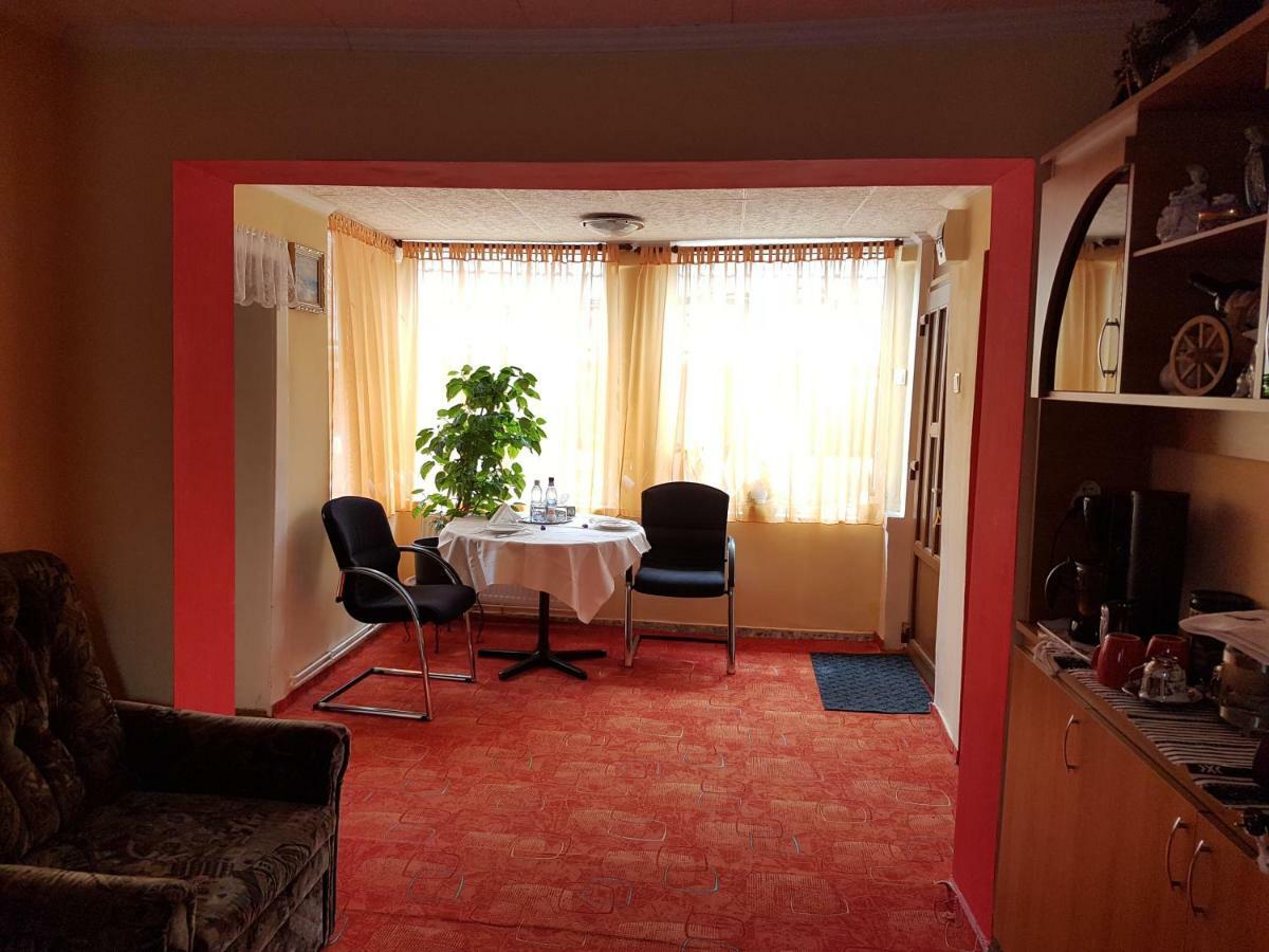 Casa De Oaspeti Morii 22 Malancrav Экстерьер фото